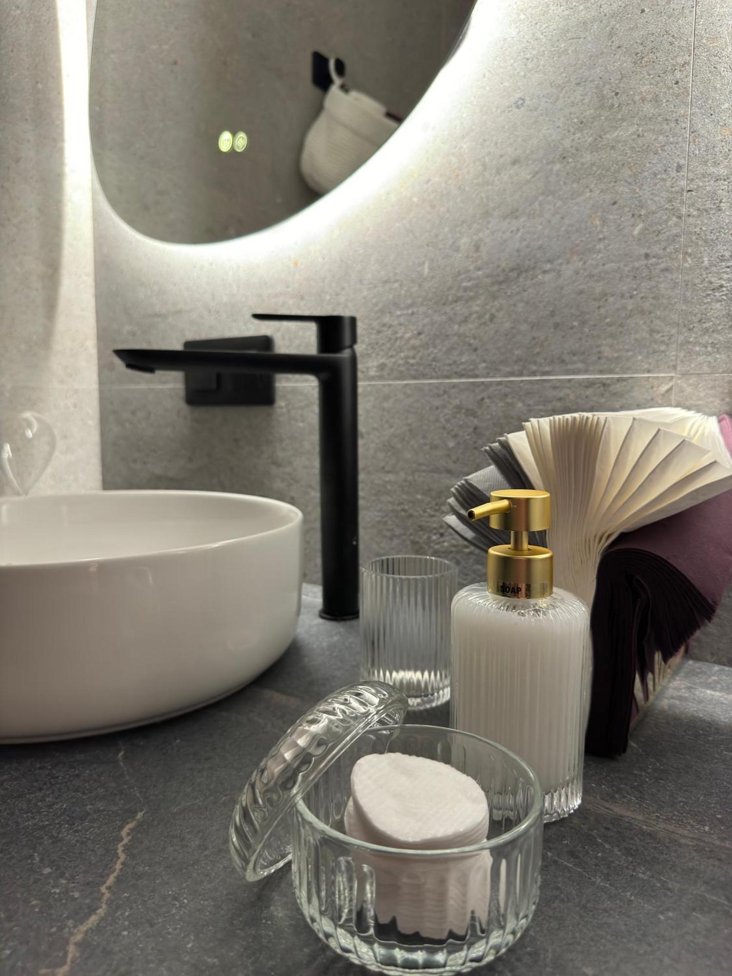 Luxury Y After Renovation In With Parking